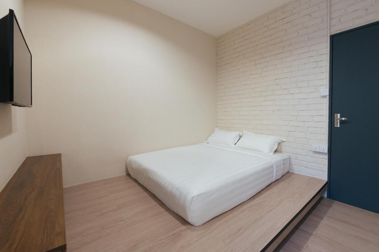 A° Hotel เซมปอร์นา ภายนอก รูปภาพ