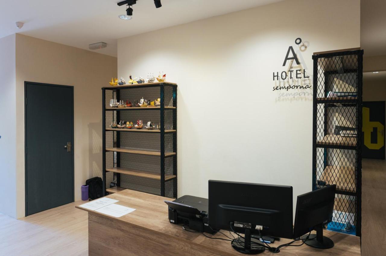 A° Hotel เซมปอร์นา ภายนอก รูปภาพ